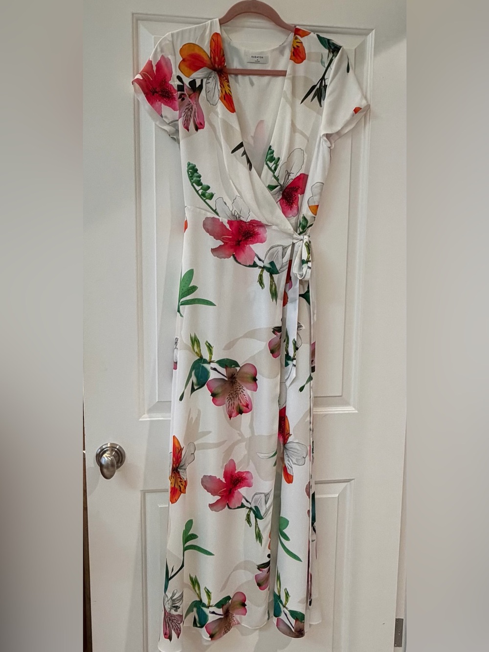 Aritzia Babaton White Floral Maxi Wrap Dress size M